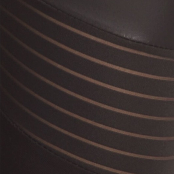 ❄️Petite Black Faux Leather Moto Legging❄️ 1 Left - Picture 5 of 6